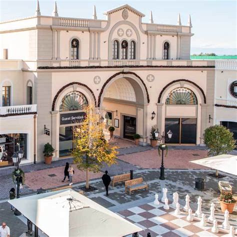 outlet noventa di piave prada|prada outlet venice.